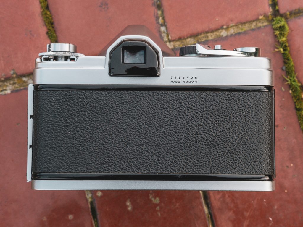 Konica FP rear